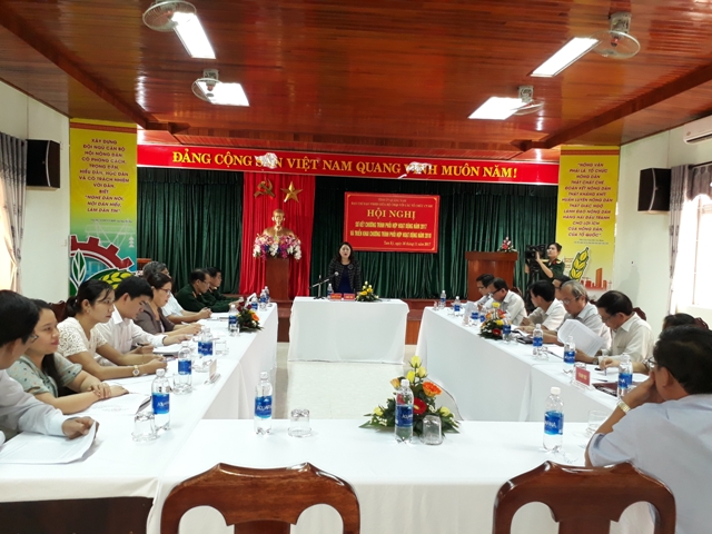 Đồng chí Nguyễn Thị Thu Lan - UVTV - Trưởng ban DVTU khai mạc hội nghị
