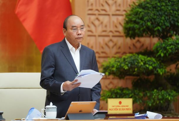 Thủ tướng Nguyễn Xuân Phúc yêu cầu thực hiện nghiêm việc cách ly xã hội theo đúng tinh thần Chỉ thị số 16/CT-TTg. Ảnh: chinhphu.vn