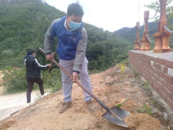 Hội viên, nông dân Đông Giang trồng 10.000 cây xanh các loại