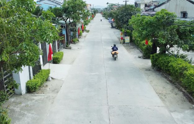 Diện mạo nhiều khu dân cư nông thôn mới kiểu mẫu ở huyện Quế Sơn thực sự khang trang, sạch đẹp. Ảnh: PV